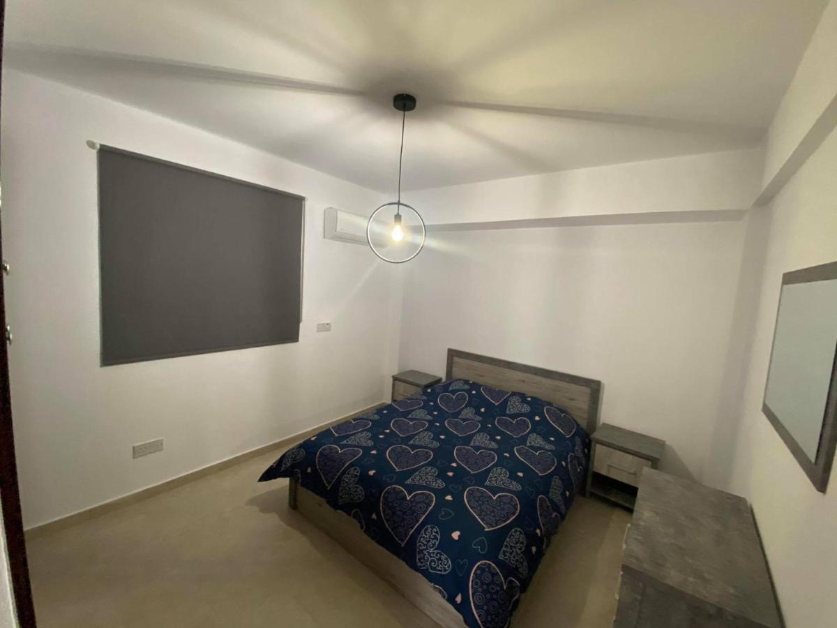 Cosy Apartment In Kato Paphos With Pool Access Экстерьер фото